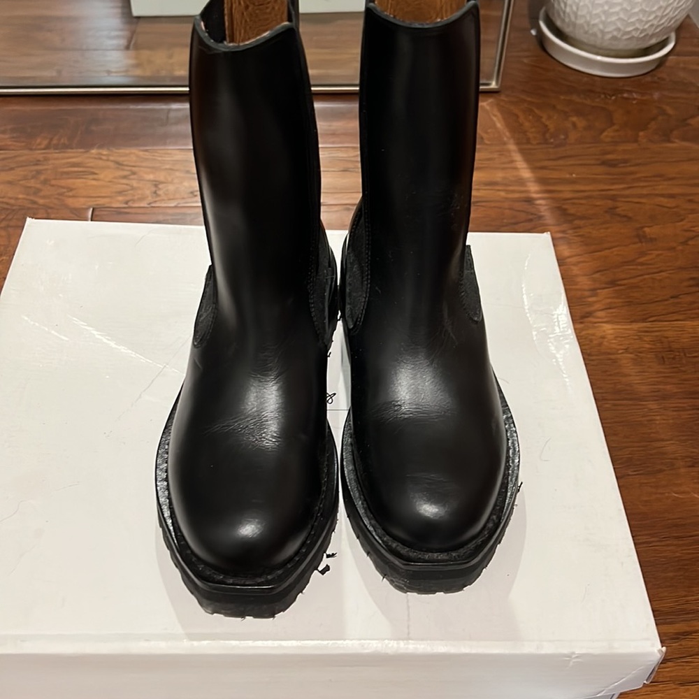 Nwt & Other Stories Chunky Chelsea Boot View 3